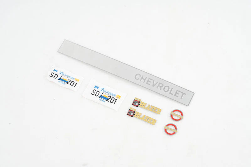 FMS 1:10 CHEVROLET K5 BLAZERロゴとナンバープレート
