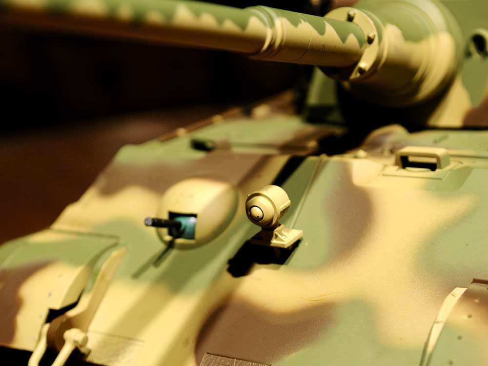 HENGLONG 1:16 3888A-1 ドイツ軍虎王ヘンシェルラジコン戦車 技適認証済み