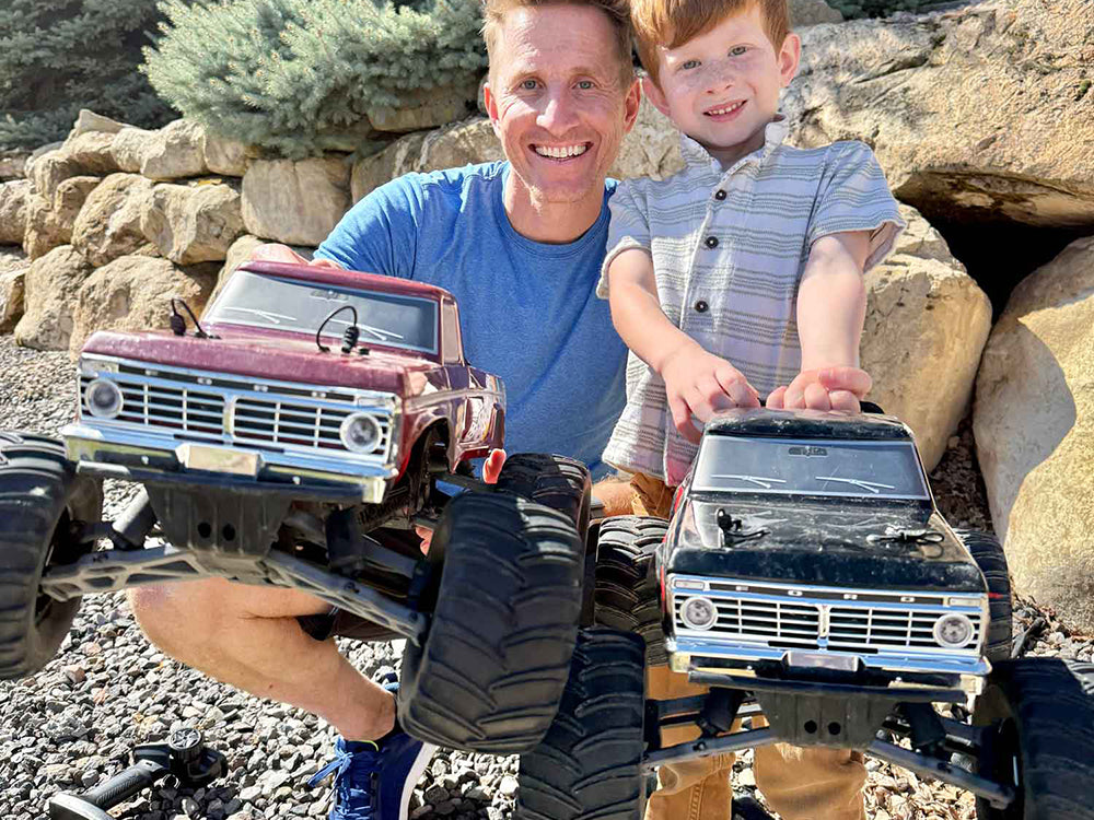 FMS 1:10 Ford F100 ラジコンモンスタートラック RTR 2WD