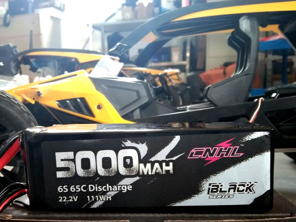 CNHL ブラックシリーズ 5000mAh 22.2V 6S 65C LiPoバッテリー XT90コネクター付 RCカー/RCボート/RCヘリ・飛行機・マルチローター対応