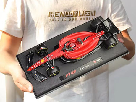 Bburago 1:18 フェラーリ Ferrari SF23 F1ダイキャストカー完成品 亜鉛合金