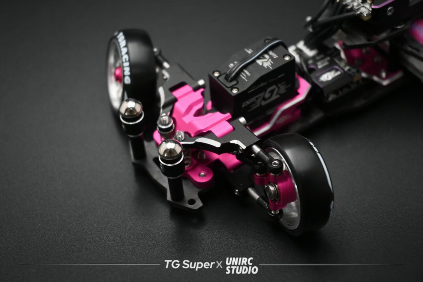 TG Super TG+ 1/24 RWD RCドリフトカーシャーシ（電子パーツ付属）